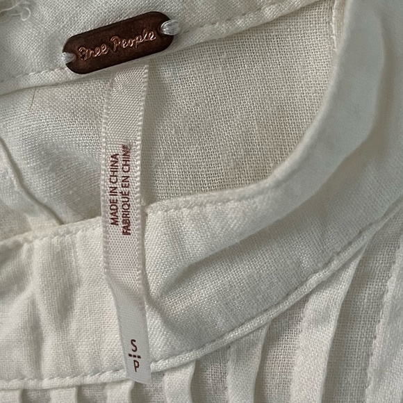 FREE PEOPLE | Linen Blend Clover Pintuck Linen Blend Tunic in White | Size S - Picture 7 of 11